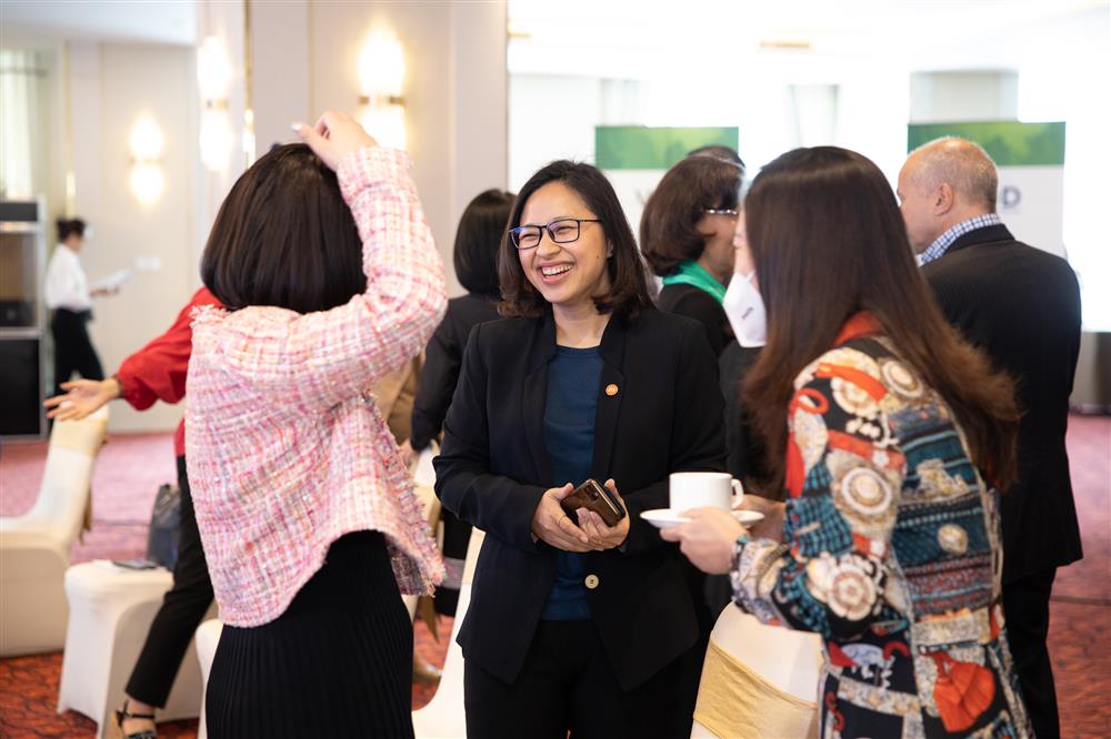 Các vị khách tham dự chương trình.